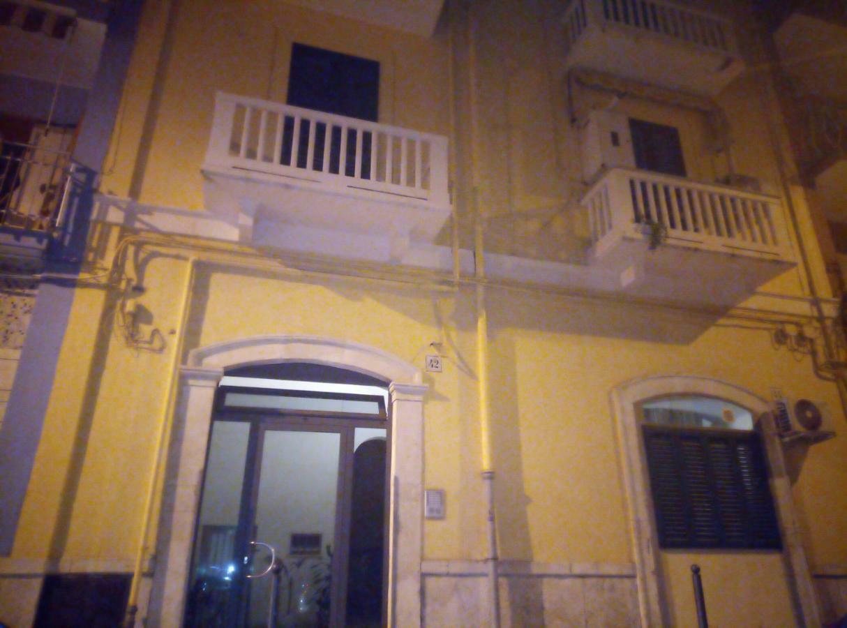 Campus House Διαμέρισμα Μπάρι Εξωτερικό φωτογραφία